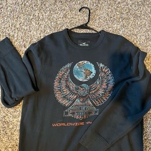 Black Crewneck